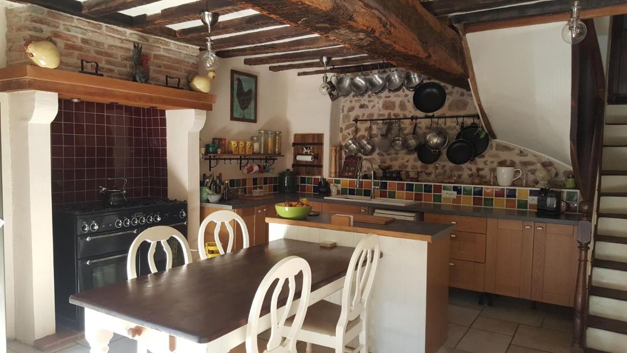 Le Moulin Du Cluzeau Bed & Breakfast Chaillac Ngoại thất bức ảnh